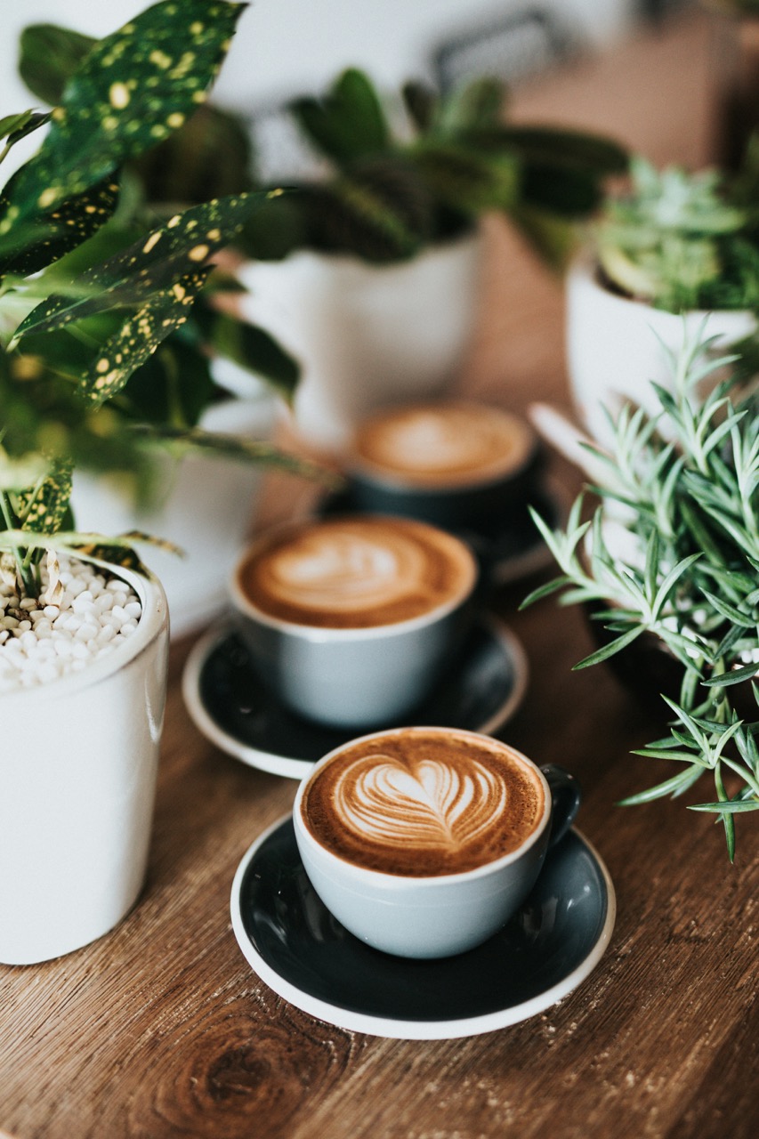 White ceramic mug filled with coffee photo – Free Coffee Image on Unsplash